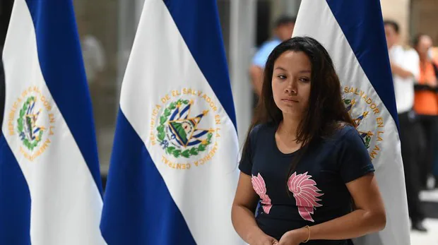 Hermetismo en la repatriación de Óscar y la pequeña Valeria a El Salvador