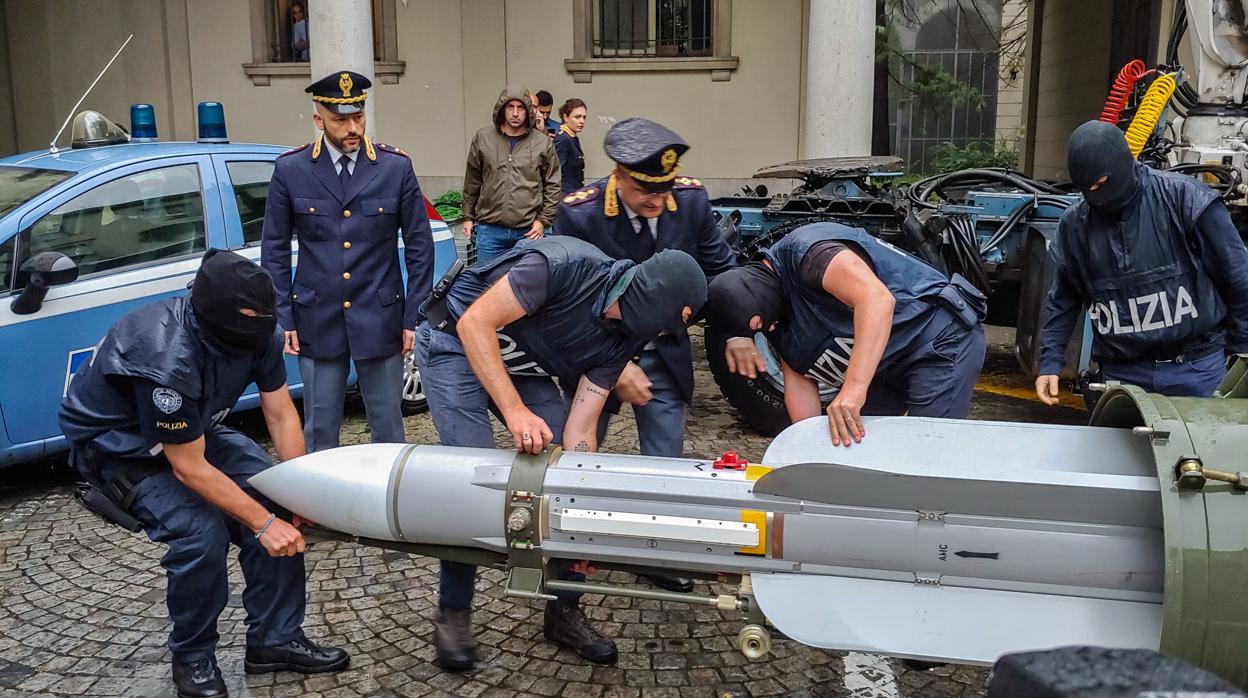 La Policía italiana incauta a la ultraderecha un arsenal de guerra, incluyendo un misil aire-aire