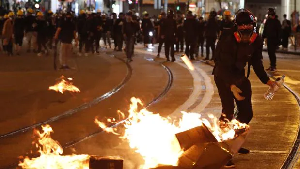 Ni las detenciones ni las prohibiciones de manifestaciones apagan las protestas de Hong Kong