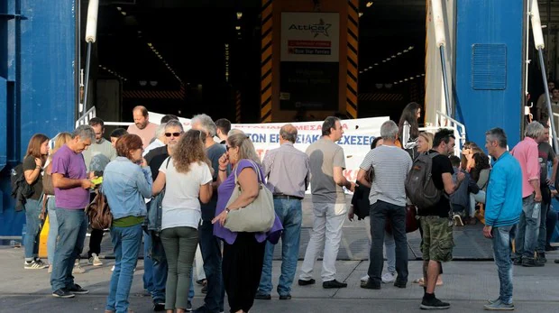 Primera huelga general en Grecia contra el gobierno conservador de Mitsotakis