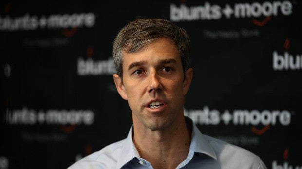 El FBI arresta a un militar que planeaba atentar contra Beto O'Rourke, candidato presidencial demócrata