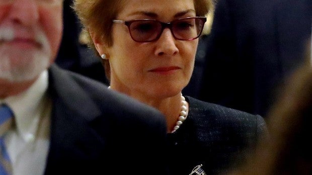 Duro golpe de una embajadora a Trump en el «impeachment»
