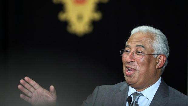 Los socialistas de Portugal gobernarán con pactos puntuales