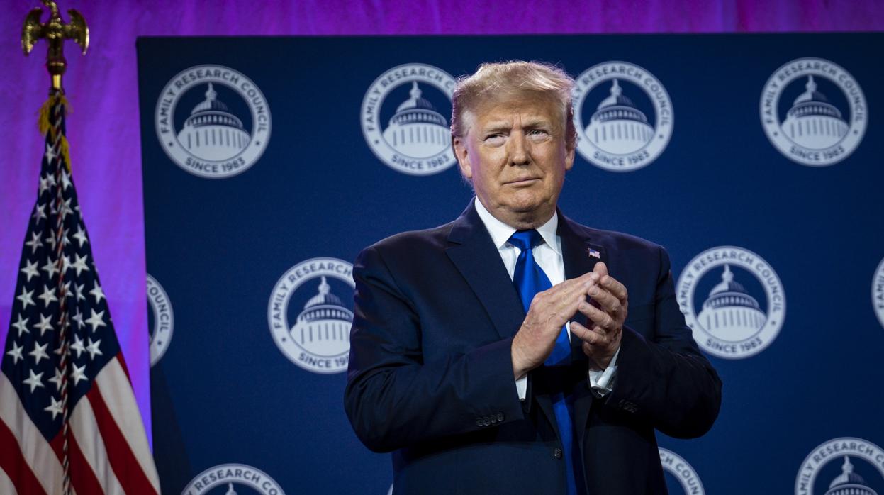 Donald Trump en una conferencia en Washington