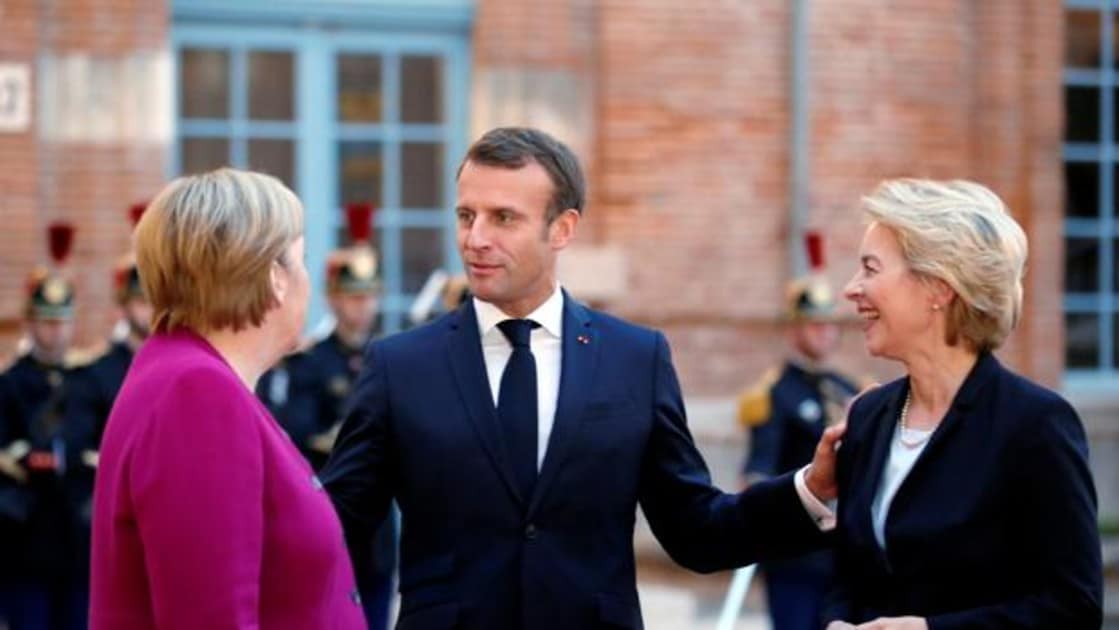Macron y Merkel muestran su afecto personal pero sin concretar proyectos para la UE