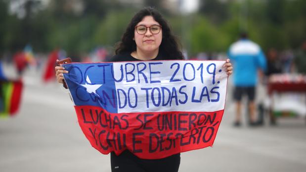 Piñera firma el decreto que levanta el estado de excepción en Chile a partir de medianoche