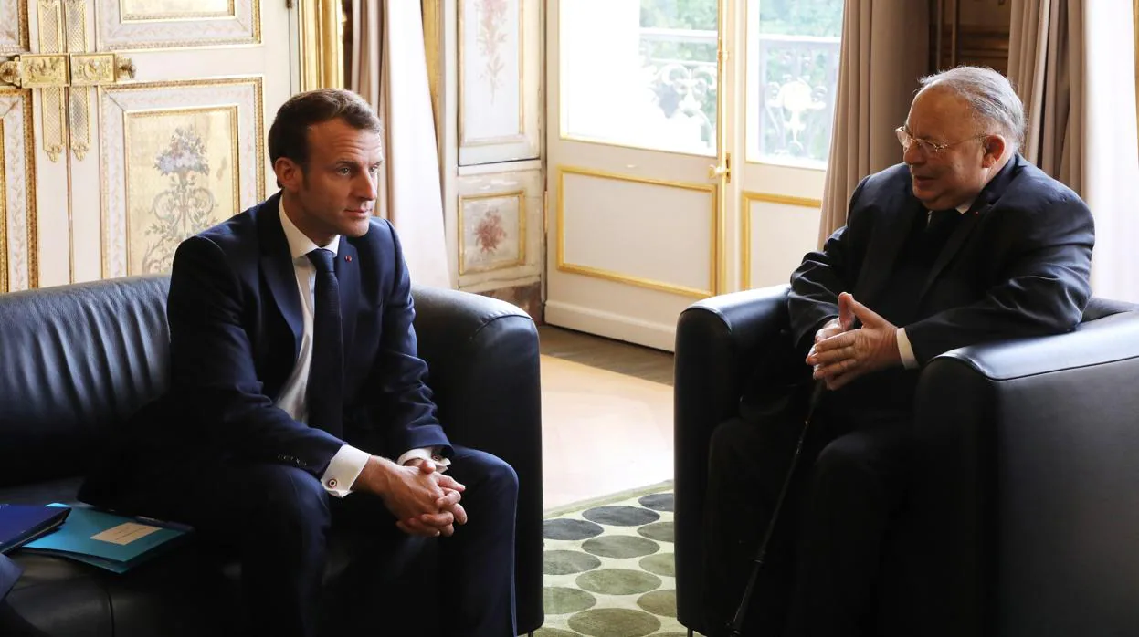 Macron recibe al presidente del Consejo Francés de Culto Musulmán, Dalil Boubakeur