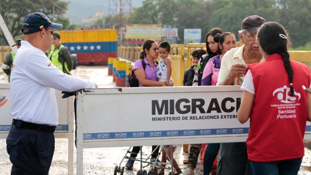 Colombia cierra sus fronteras y expulsa a infiltrados extranjeros ante el paro nacional de este jueves