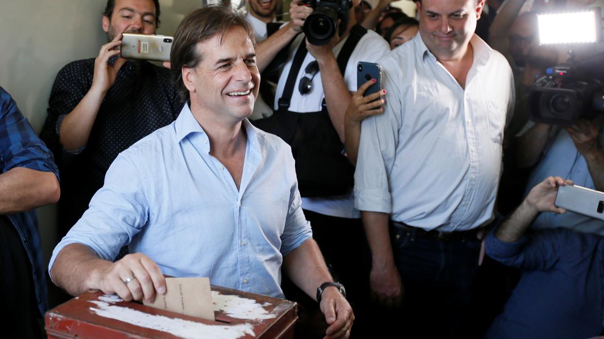 Lacalle Pou se prepara para suceder a Vázquez en Uruguay