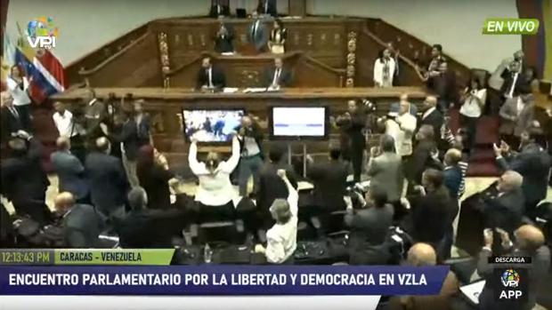 El discurso de Maroto contra Maduro desata una bronca de los chavistas en la Asamblea de Venezuela