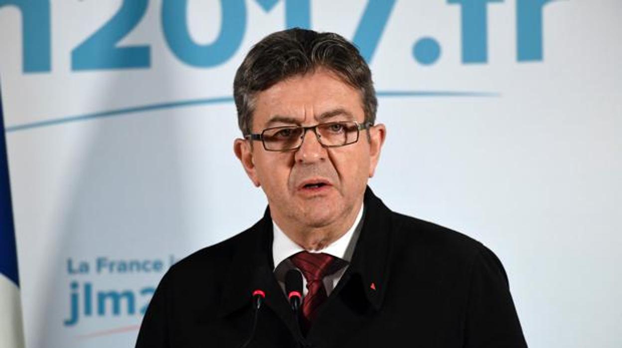 El líder izquierdista francés Mélenchon, condenado a una pena suspendida de tres meses de cárcel