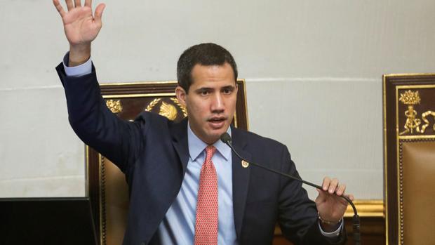 Las maniobras de Maduro hacen peligrar la reelección de Juan Guaidó