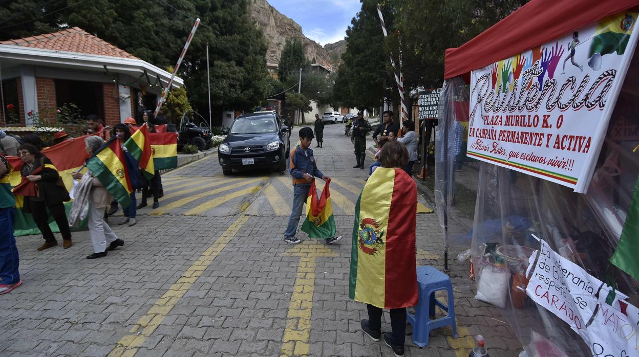 Vista de la Embajada de España este lunes, en La Paz (Bolivia)