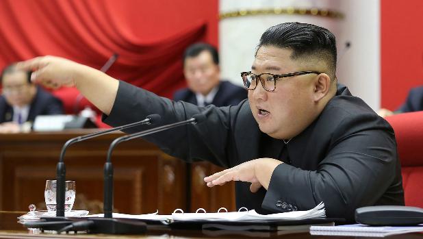 Kim Jong-un amenaza con retomar las pruebas nucleares y con una nueva «arma estratégica»