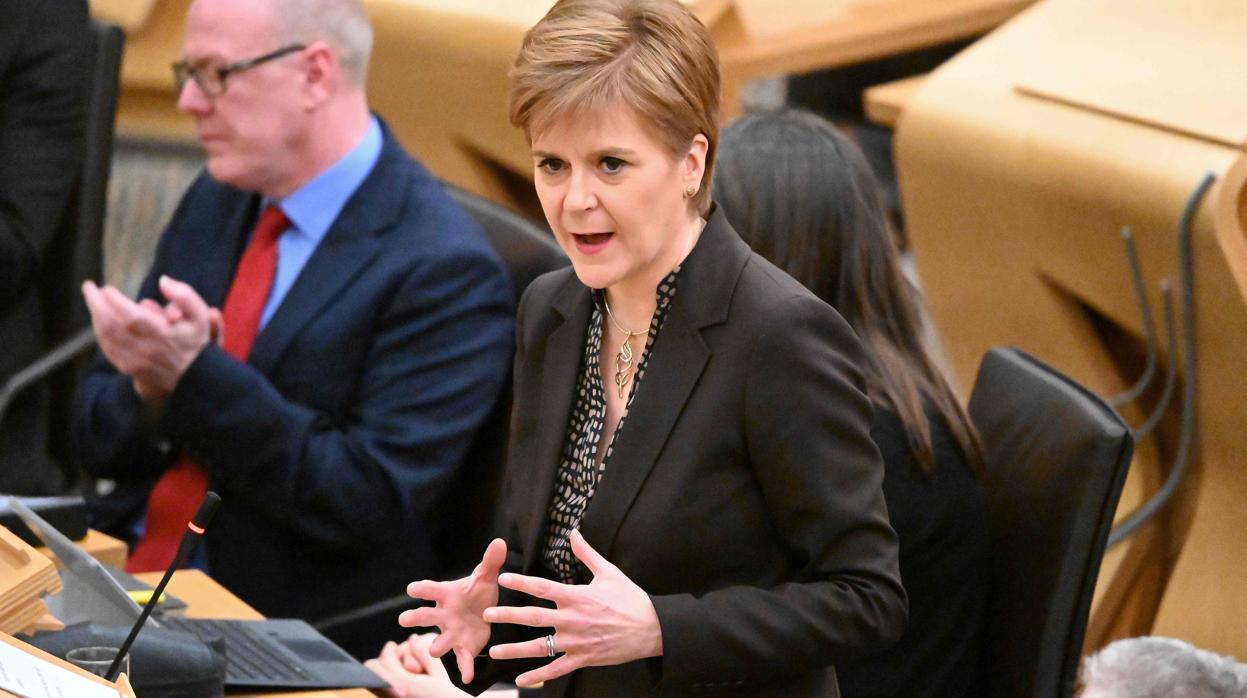 La ministra principal de Escocia y líder del nacionalista SNP, este miércoles en el Parlamento de Holyrood