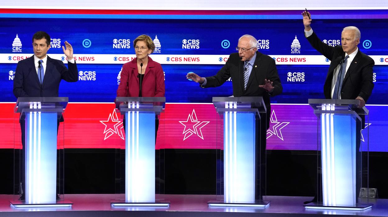 Debate entre los candidatos demócratas