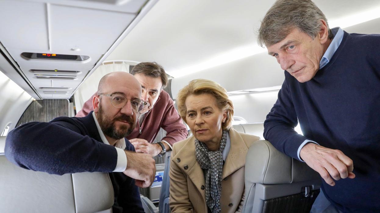 Charles Michel, Margaritis Schinas, Ursula Von Der Leyen y David Sassoli, en su viaje a Grecia