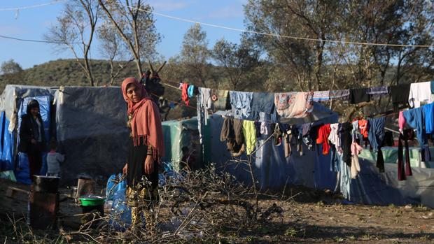 Inquietud en la isla de Lesbos por una mujer que ha dado positivo