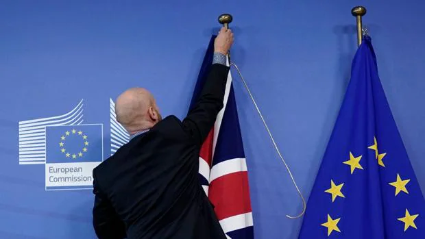 Reino Unido y la UE se comprometen a bajar el tono durante sus negociaciones