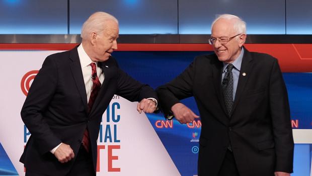 Biden se confirma como favorito en un debate centrado en el coronavirus