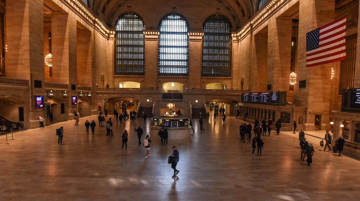 La estación de Gran Terminal de Nueva York con poca afluencia debido a las medidas tomadas por el coronavirus