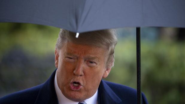 Trump da marcha atrás en su plan de cerrar Nueva York para frenar el coronavirus