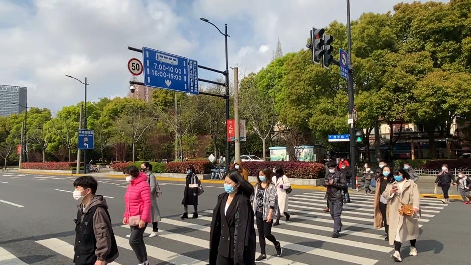 Vea en vídeo cómo Shanghái recupera la normalidad tras controlar el coronavirus a través de las imágenes del corresponsal de ABC en China