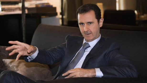 Al Assad destituye a primer ministro sirio en medio de grave crisis económica