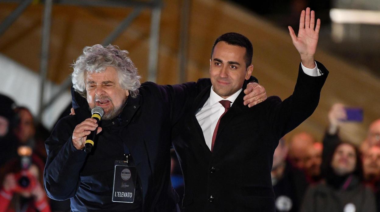 El fundador del Movimiento 5 Estrellas, Beppe Grillo, y exlíder del partido Luigi Di Maio, en 2018