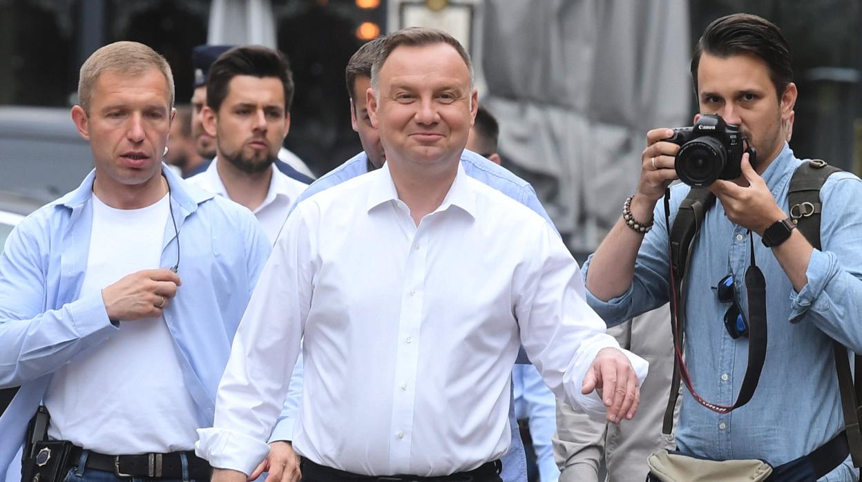 Andrzey Duda ha ganado la primera vuelta de las presidenciales en Polonia