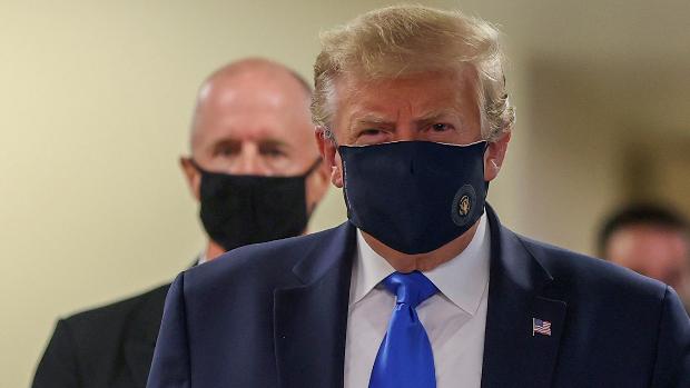 Trump se pone la mascarilla y Florida bate el récord de casos