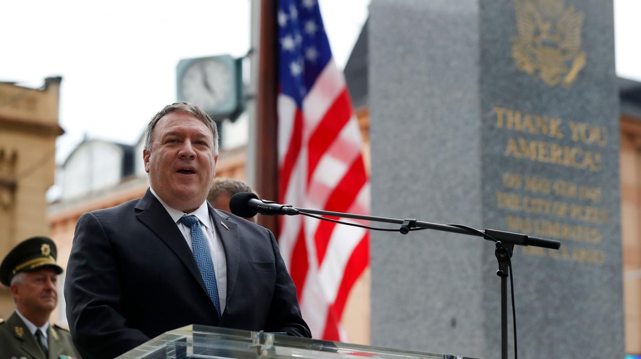 Mike Pompeo asistE en la ciudad checa de Pilsen a los actos conmemorativos del final de la II Guerra Mundial