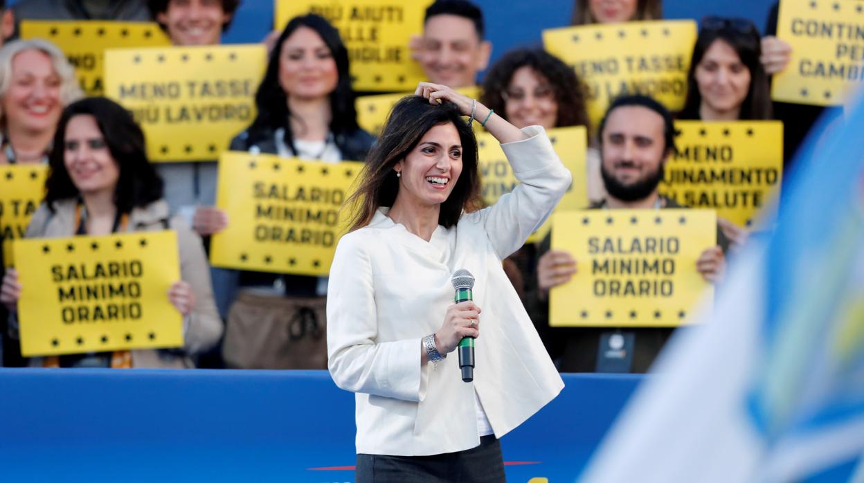 La alcaldesa de Roma, Virginia Raggi, podrá presentarse el próximo año para un nuevo mandato