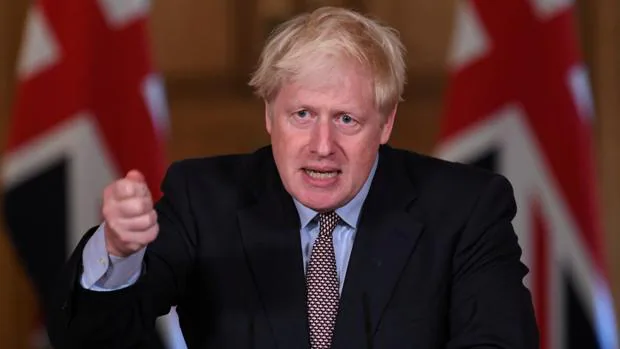 Johnson acusa a la UE de querer «dividir» Reino Unido