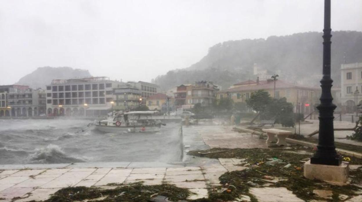 El ciclón mediterráneo Ianós deja un muerto y dos desaparecidos en Grecia