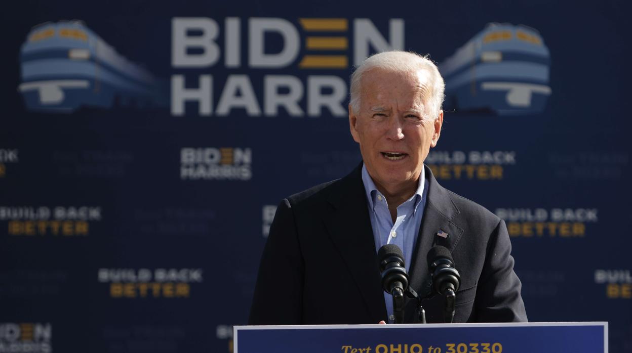 Biden rechaza debatir con Trump el día 15 si sigue contagiado