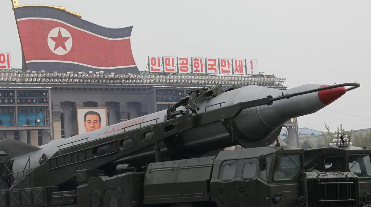 Un desfile con misiles en Pyongyang, una de las muestras de poder militar del régimen