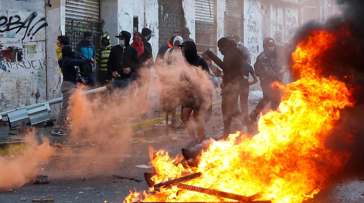 Manifestantes contra el gobierno chileno, en Valparaíso