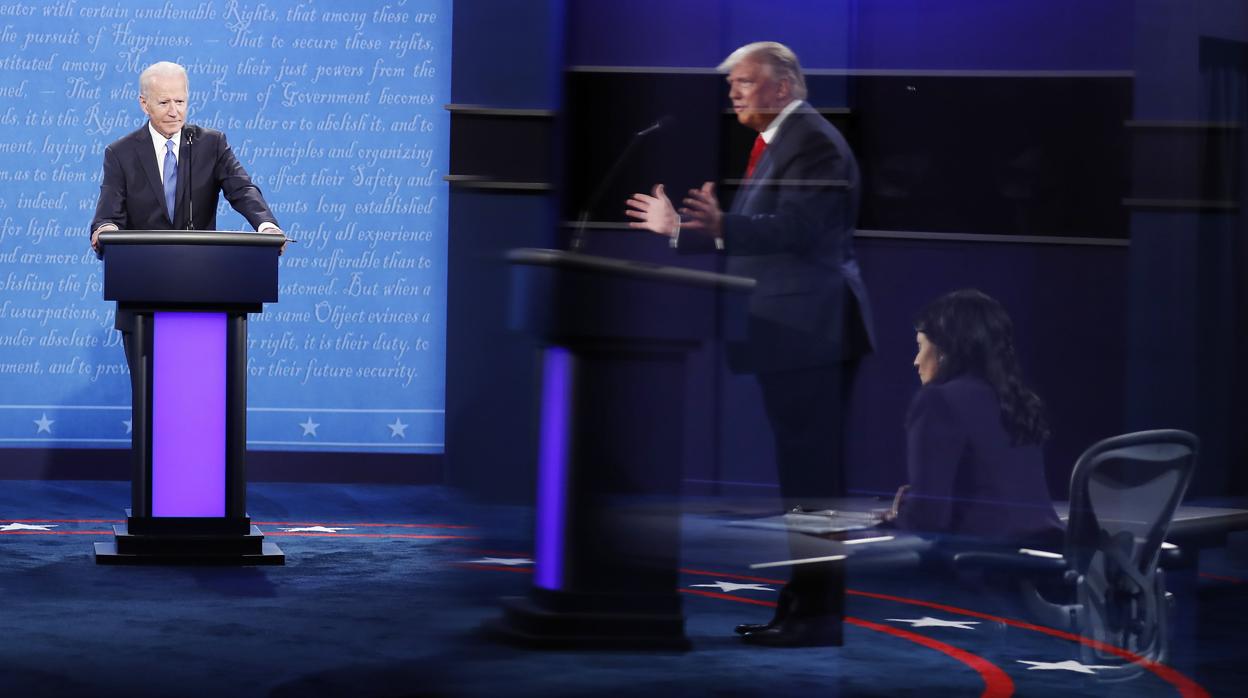 Los candidatos a la presidencia de EE.UU. en el debate electoral de anoche