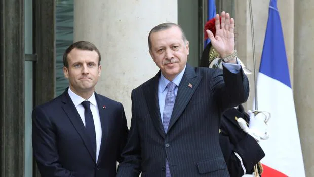 La gangrena islamista provoca un choque muy duro entre Turquía y Francia