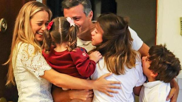 Leopoldo López ya está con su familia en Madrid