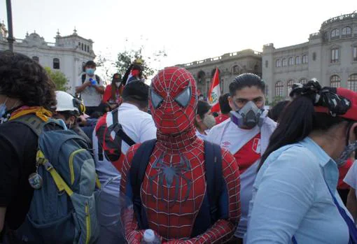 Los ministros peruanos dimitirán tras los dos muertos en las protestas contra el presidente Merino