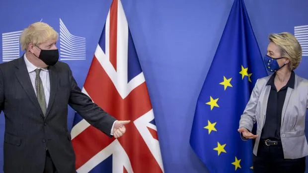 Von der Leyen y Johnson seguirán negociando sobre el acuerdo pos-Brexit