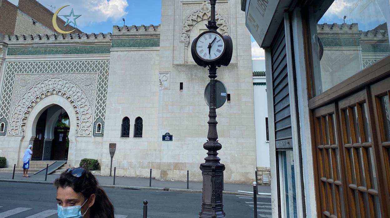 Fachada de la Gran Mezquita de París