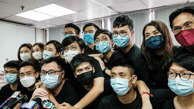 Detenidos 50 políticos de Hong Kong por las primarias del bando demócrata al Parlamento