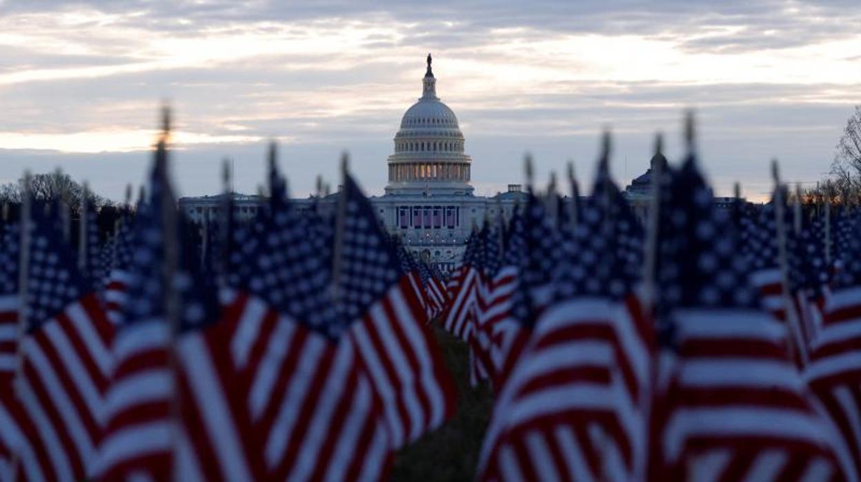 Aspecto del Capitolio poco antes de la ceremonia de investidura de Joe Biden