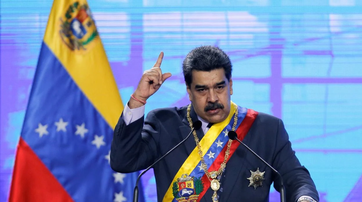 Nicolás Maduro habla durante la ceremonia de inauguración del nuevo mandato del TSJ en Caracas