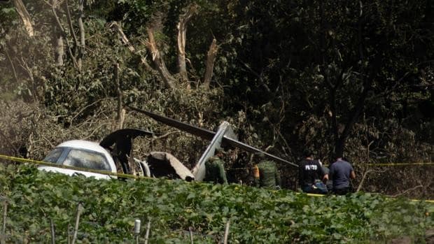 Mueren seis militares tras estrellarse un avión de la Fuerza Aérea mexicana