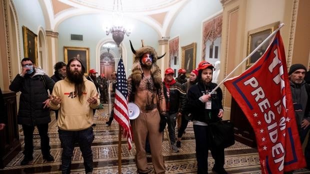 El FBI clasifica el asalto al Capitolio de EE.UU. como «terrorismo doméstico»
