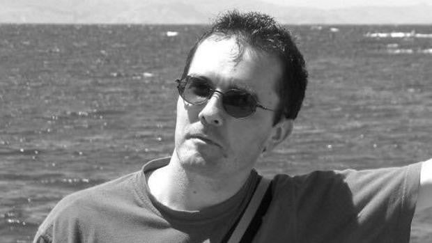 La estudiante que acusó al profesor degollado en Francia, Samuel Paty, admite que mintió